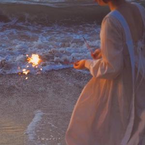 性感白丝袜美女姐姐拍三级片
